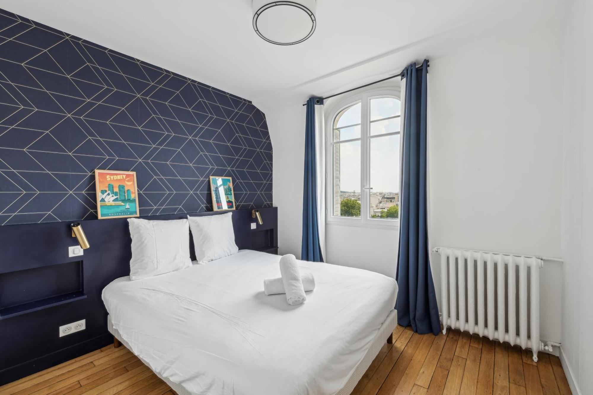 173 Rue Lafayette Centre Apartment